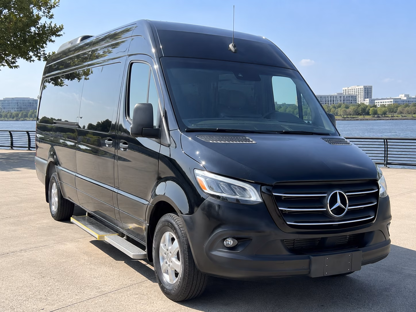why rent using jacksonvillesprintervanrental com